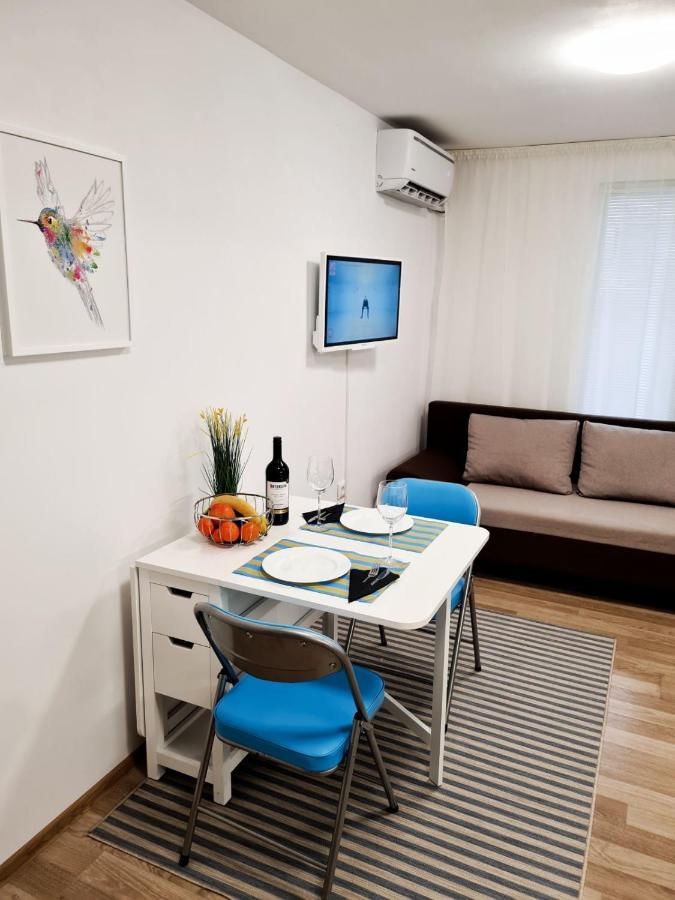 Aloha Apartment Бургас Екстериор снимка