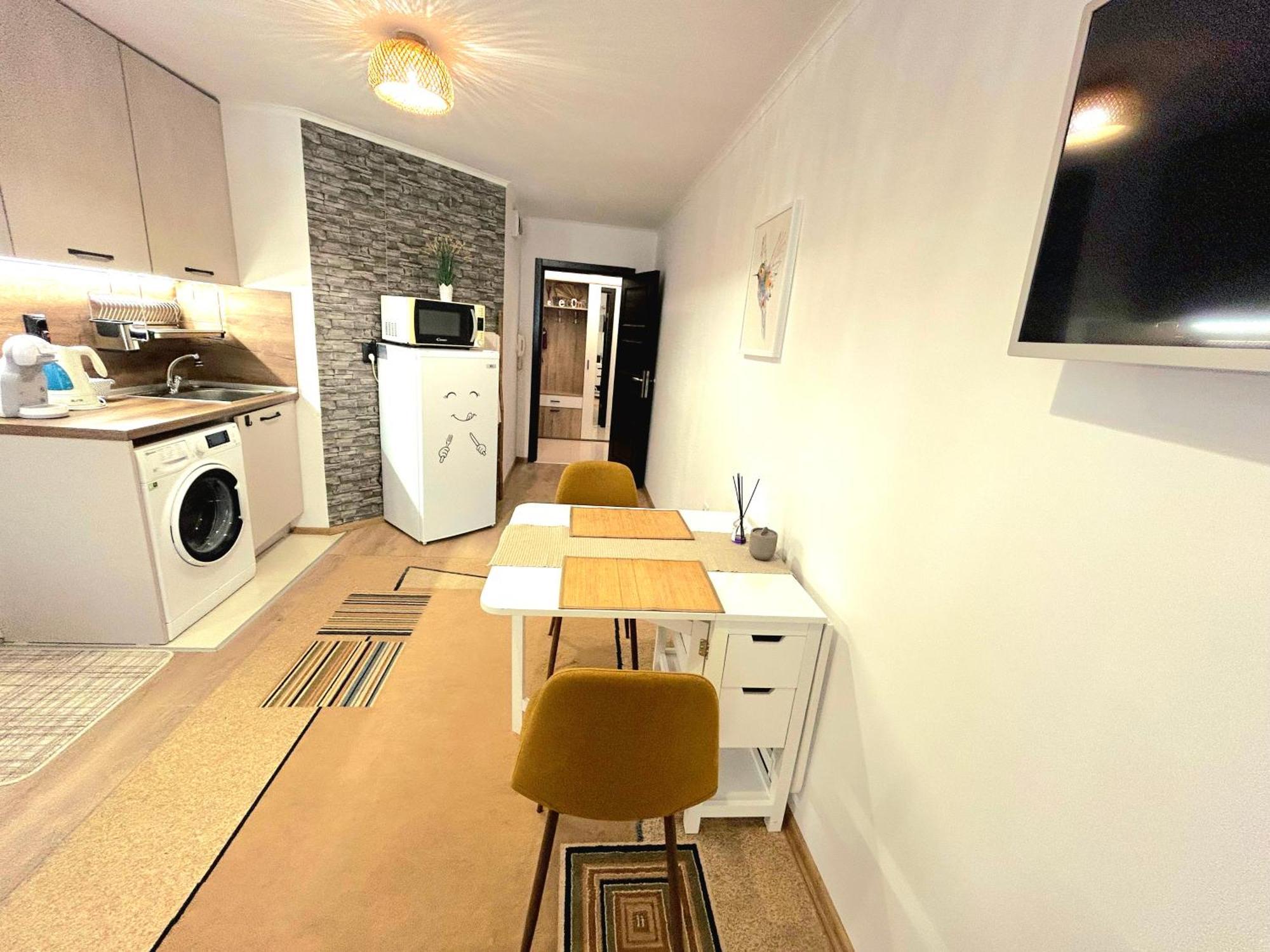 Aloha Apartment Бургас Екстериор снимка