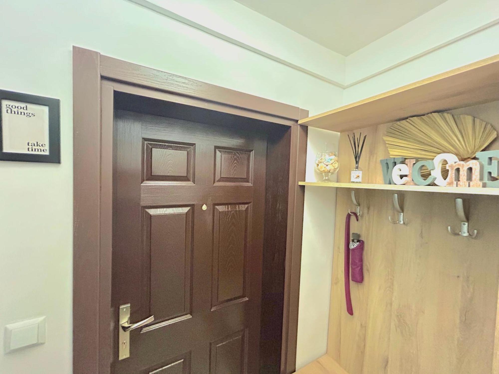 Aloha Apartment Бургас Екстериор снимка