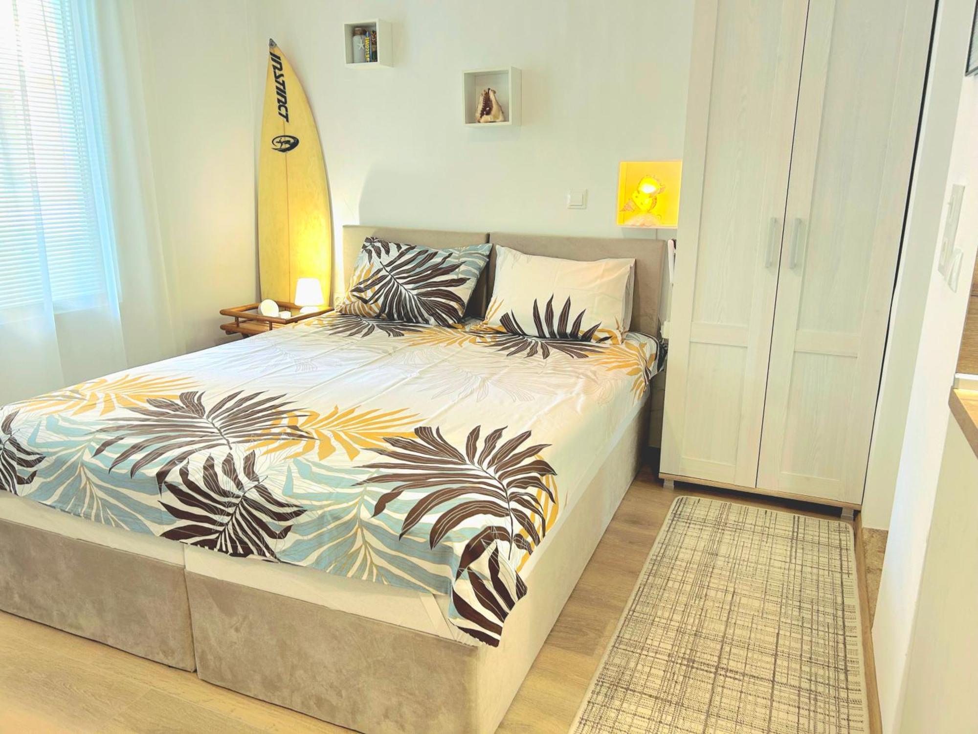 Aloha Apartment Бургас Екстериор снимка